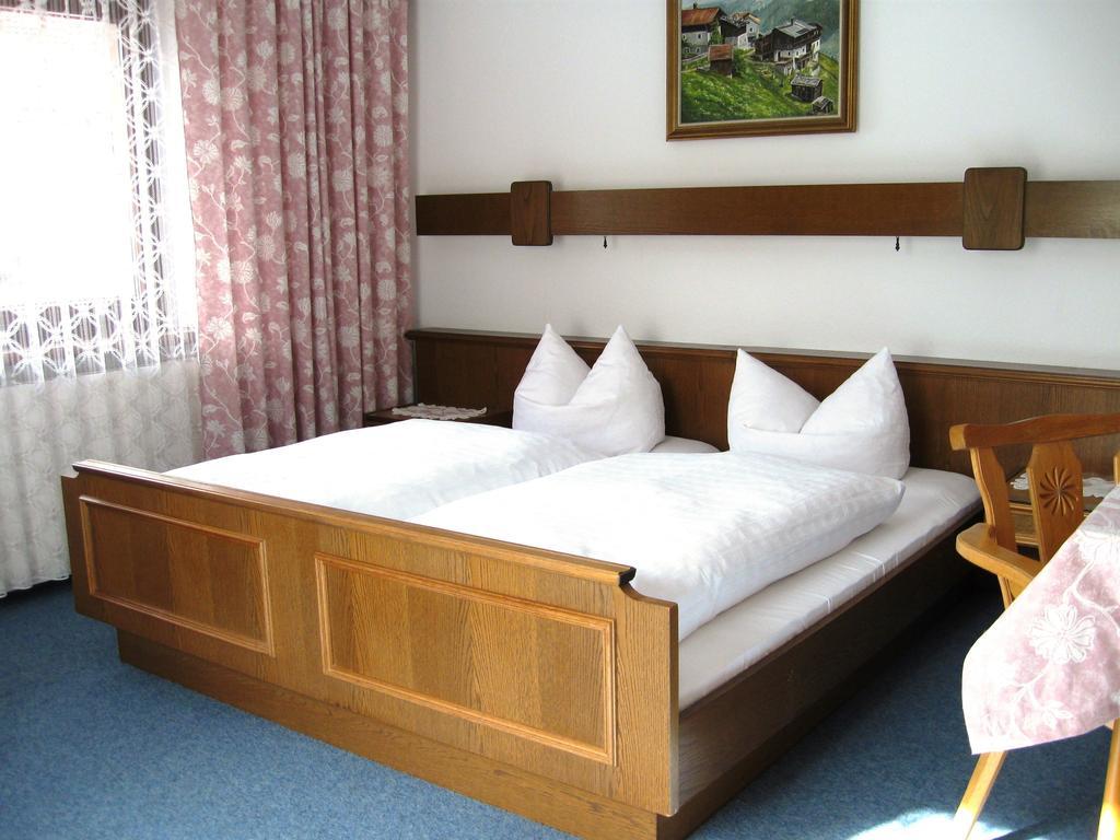 Apartment Hubert Praxmarer Fulpmes Phòng bức ảnh